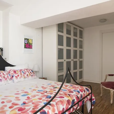 Never Never Land Apartment
