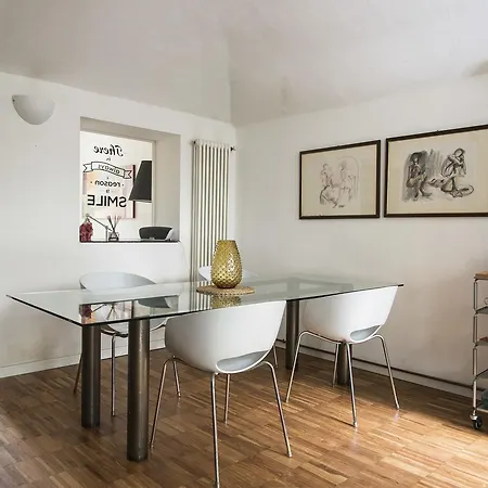 Never Never Land Apartment *